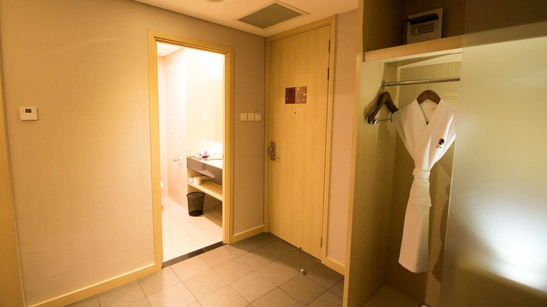 Gtv Hotel Cikarang Eksteriør billede