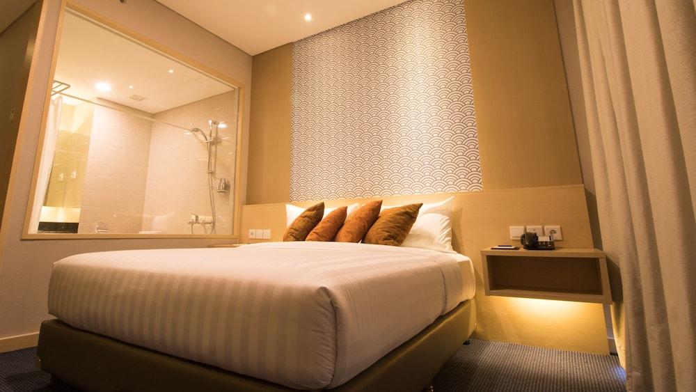 Gtv Hotel Cikarang Eksteriør billede