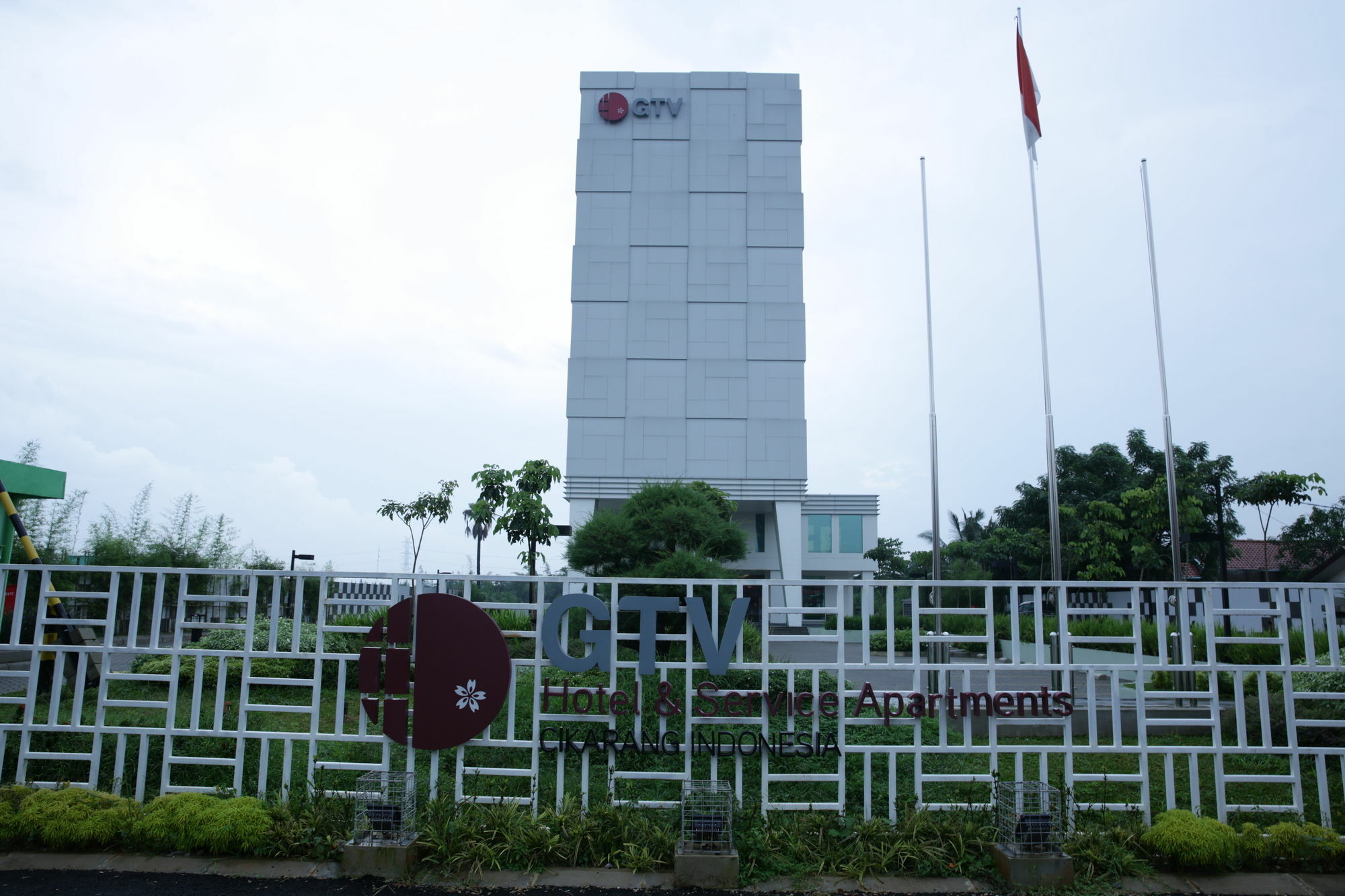 Gtv Hotel Cikarang Eksteriør billede